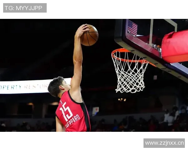 火箭首节进攻犀利掘金防守漏洞显现谢泼德为球队注入新活力 火箭首节进攻犀利掘金防守漏洞显现谢泼德为球队注入新活力