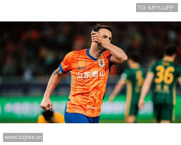 球队助教表示全员支持瓦科留队转会现象正常祝福瓦科未来发展