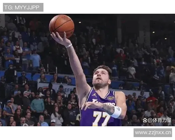 科尔称赞东契奇后撤步投篮技术难以防守的独特之处 科尔称赞东契奇后撤步投篮技术难以防守的独特之处