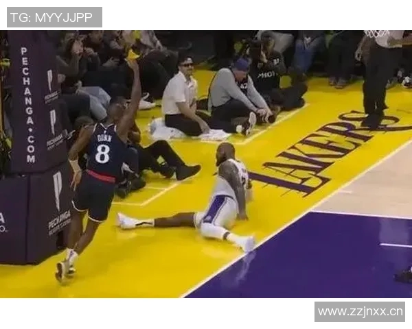 湖人主场球迷提前退场败给残阵太阳令人失望 湖人主场球迷提前退场败给残阵太阳令人失望